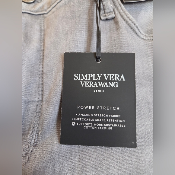 NWT! Vera Wang Women's Gray Jeans - Picture 4 of 6